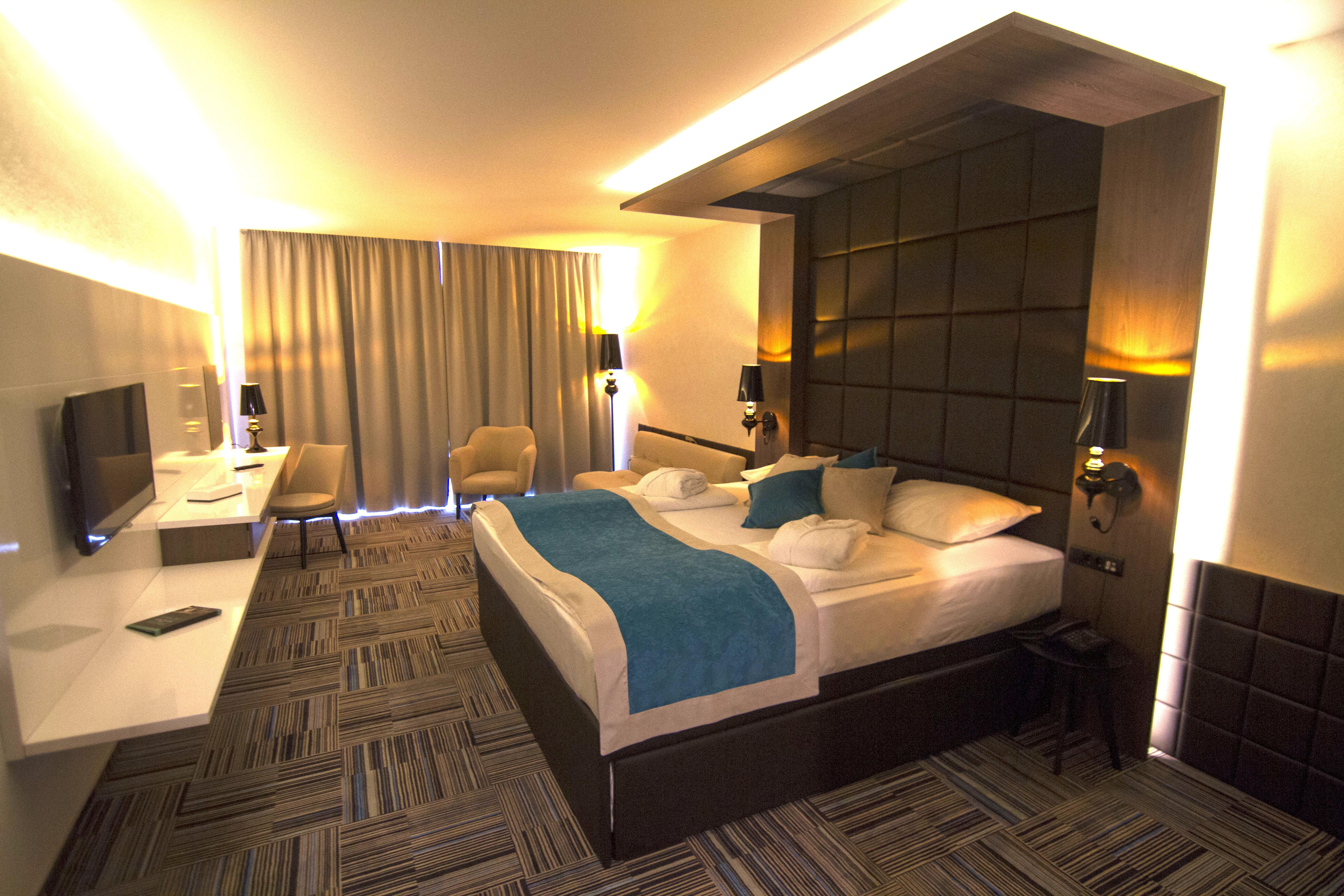 Hotel Hills Sarajevo Congress & Thermal Spa Resort Ilidža Ngoại thất bức ảnh A room at the hotel